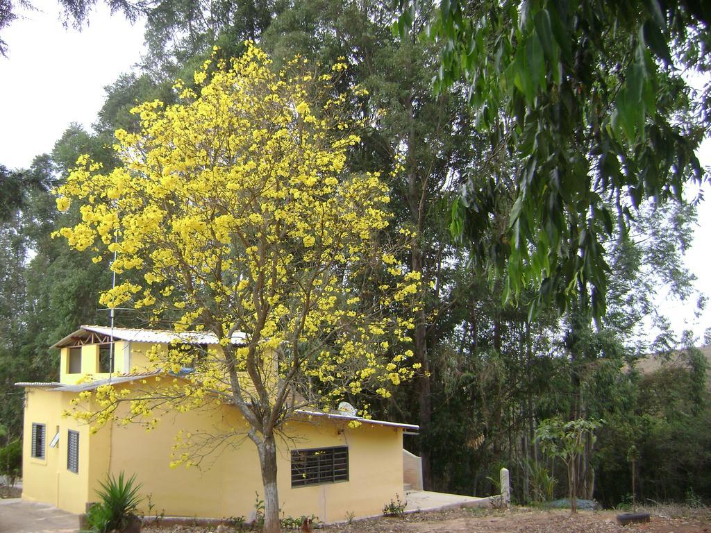 Pousada Dos Tucanos São Tomé das Letras Exteriör bild